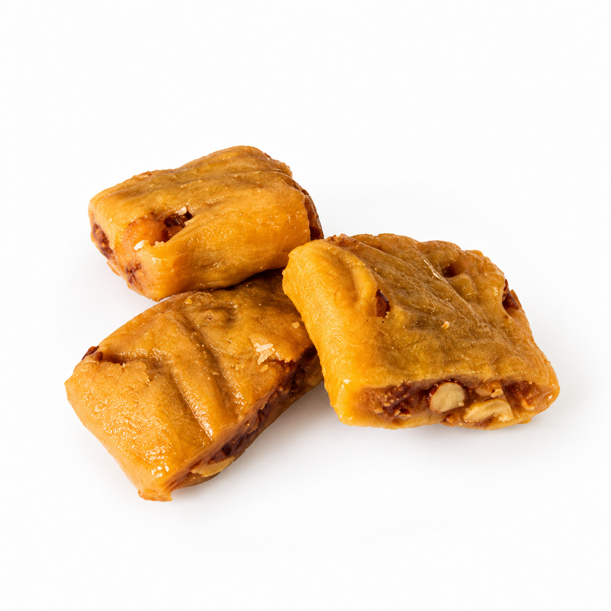 Trois makroudhs Fekia aux fruits secs Maison Oueslati